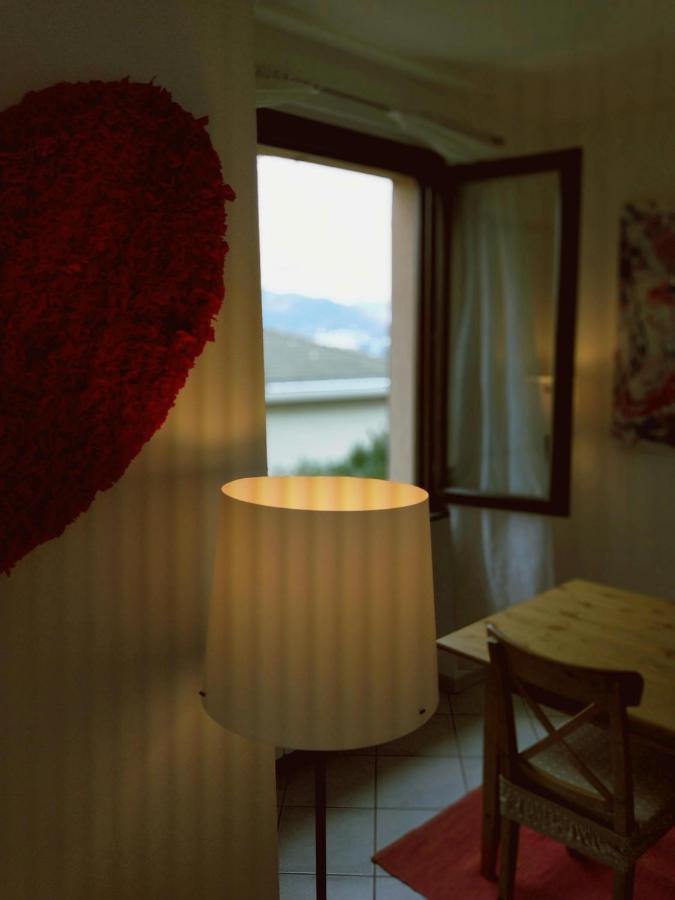 La Casa Del Cuore - Luxury Apartment Olgiate Comasco Exterior photo