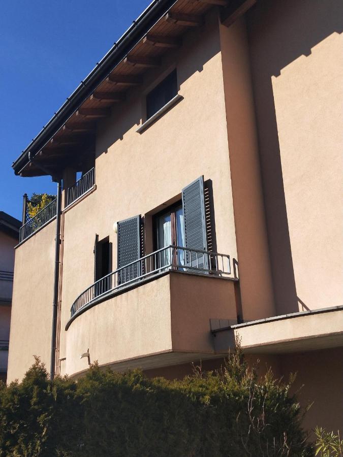 La Casa Del Cuore - Luxury Apartment Olgiate Comasco Exterior photo